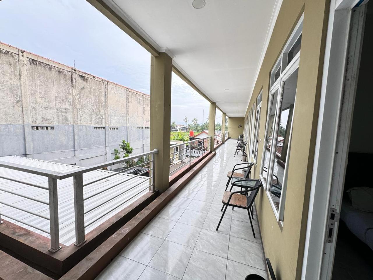 Fakhira Residence Hotel Cianjur Εξωτερικό φωτογραφία